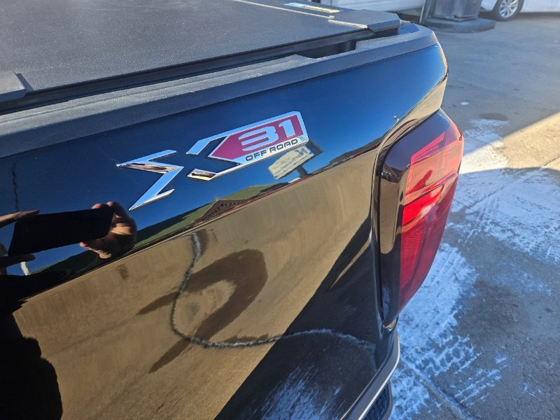 Used 2021 GMC Sierra 1500 SLT w/ SLT Premium Package image 8