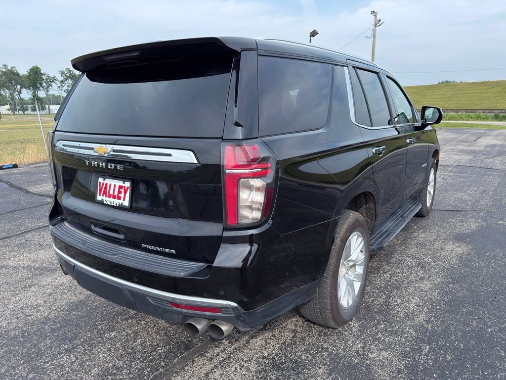 Used 2024 Chevrolet Tahoe Premier AWD/4WD image 16