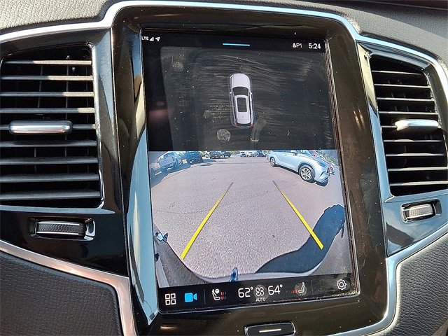 Used 2023 Volvo XC90 B6 Plus image 19