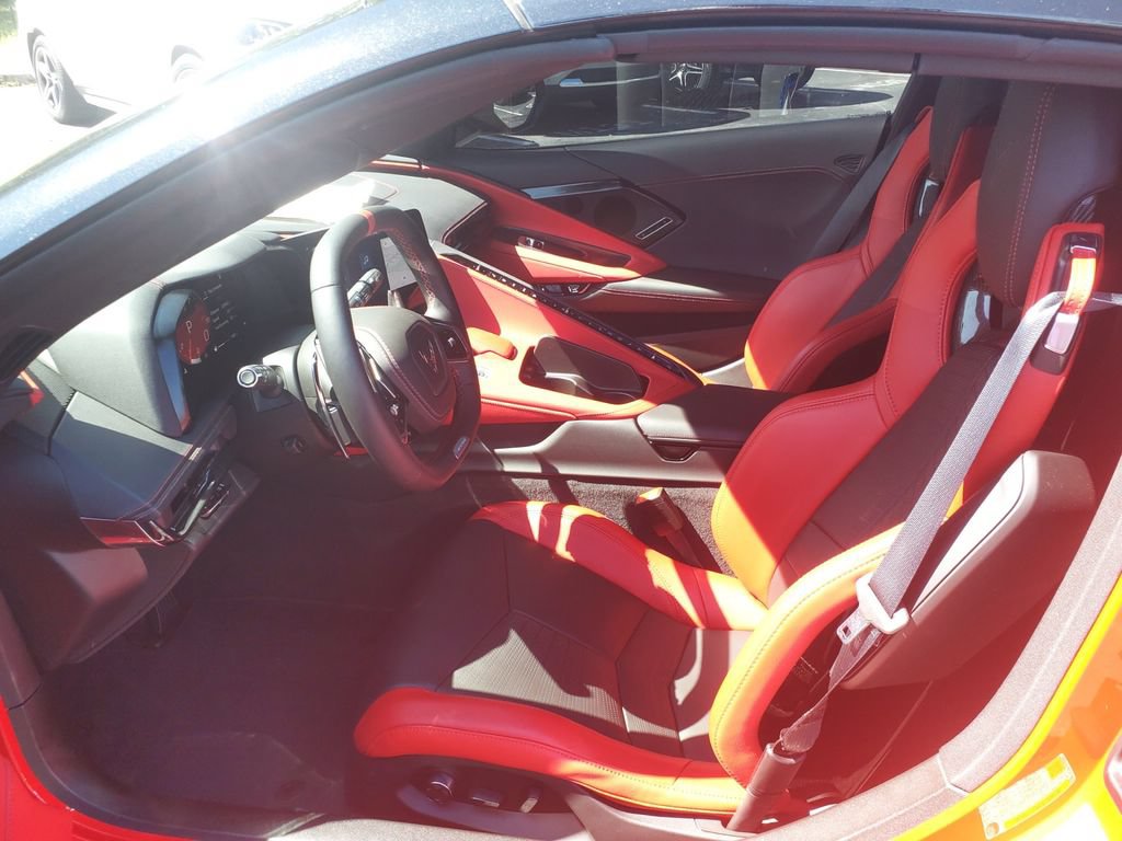Used 2025 Chevrolet Corvette Z06 w/ Stealth Interior Trim Package RWD image 16
