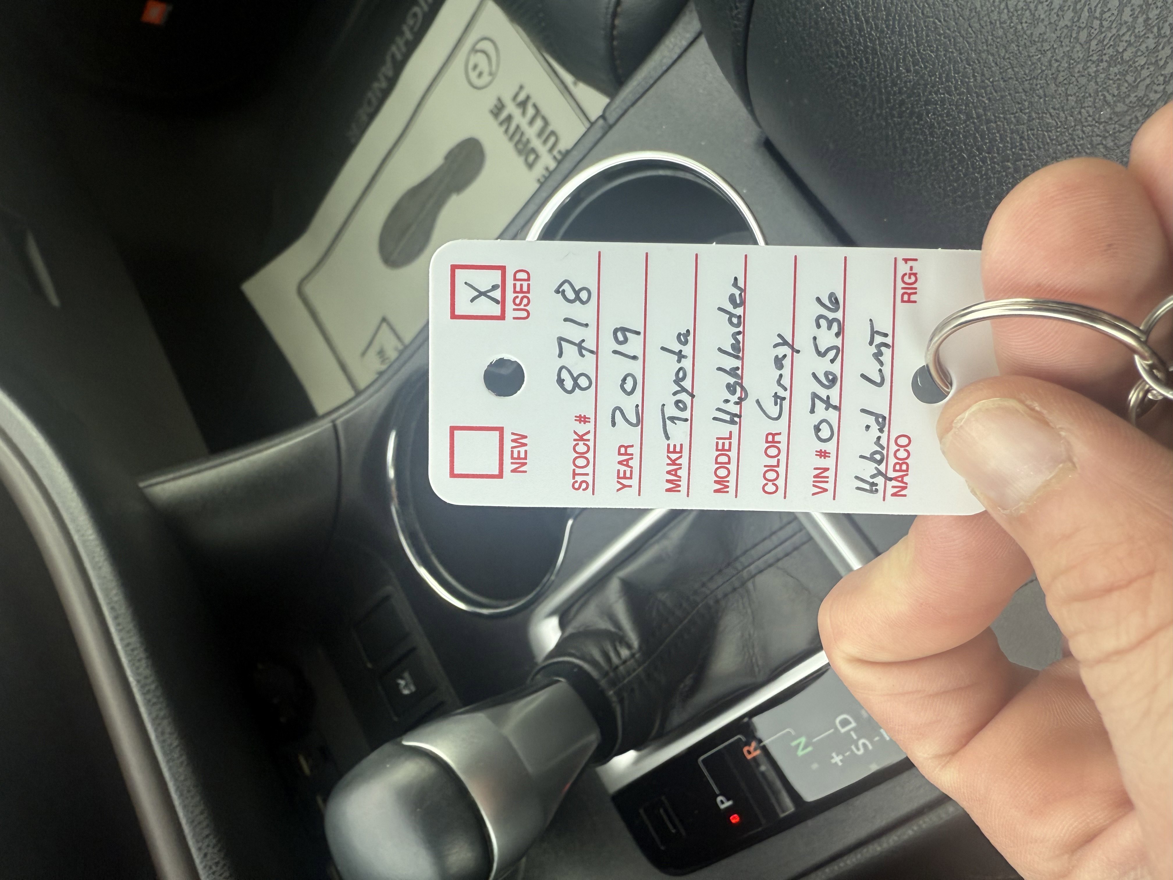 Used 2019 Toyota Highlander Limited image 14