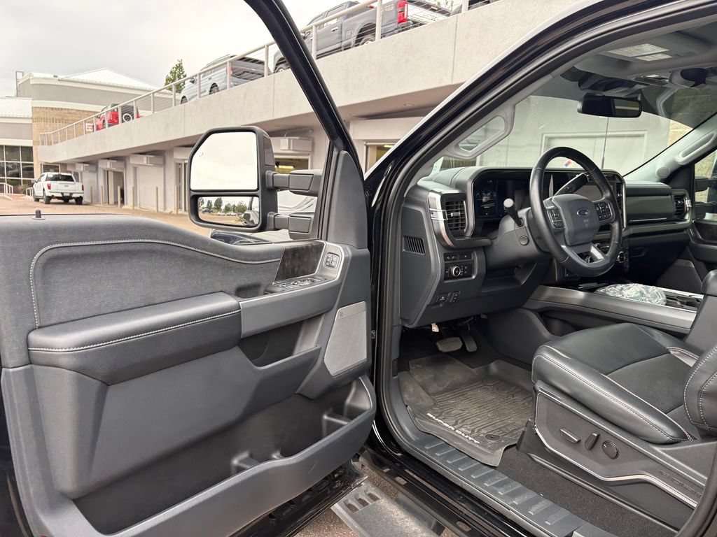 Certified 2023 Ford F350 Lariat w/ Tremor Off-Road Package AWD/4WD image 17