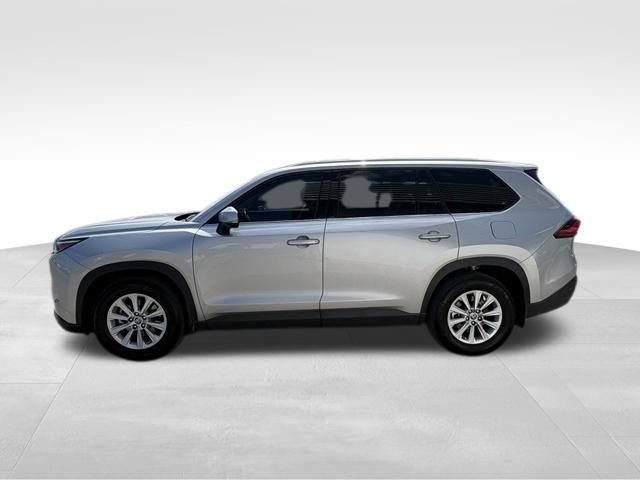 Used 2024 Toyota Grand Highlander AWD image 12