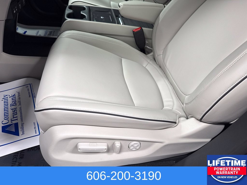 New 2027 Honda Odyssey Touring image 30