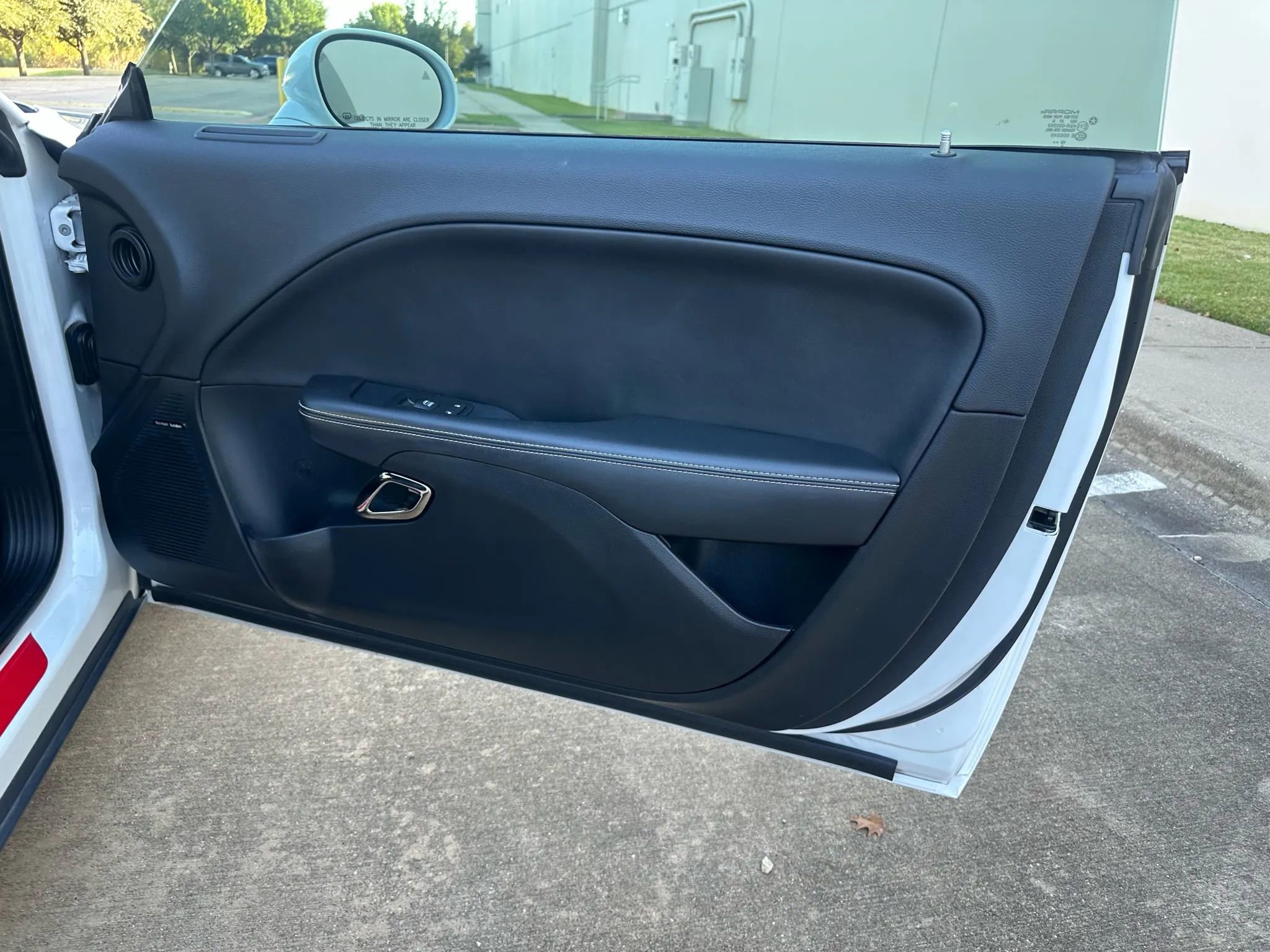 Used 2016 Dodge Challenger SRT Hellcat image 20