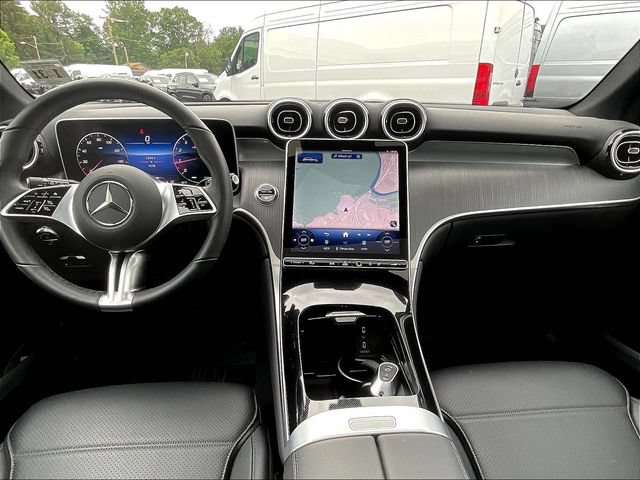 Used 2026 Mercedes-Benz GLC 300 4MATIC image 9