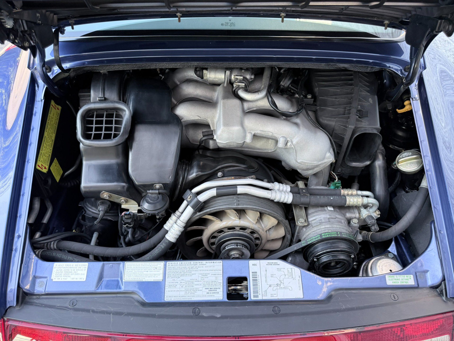 Used 1997 Porsche 911 Carrera RWD image 47