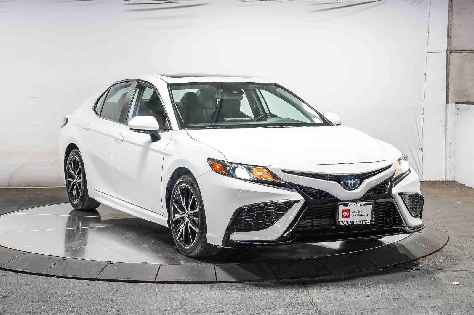 Certified 2023 Toyota Camry SE w/ Audio Upgrade Package FWD image 6