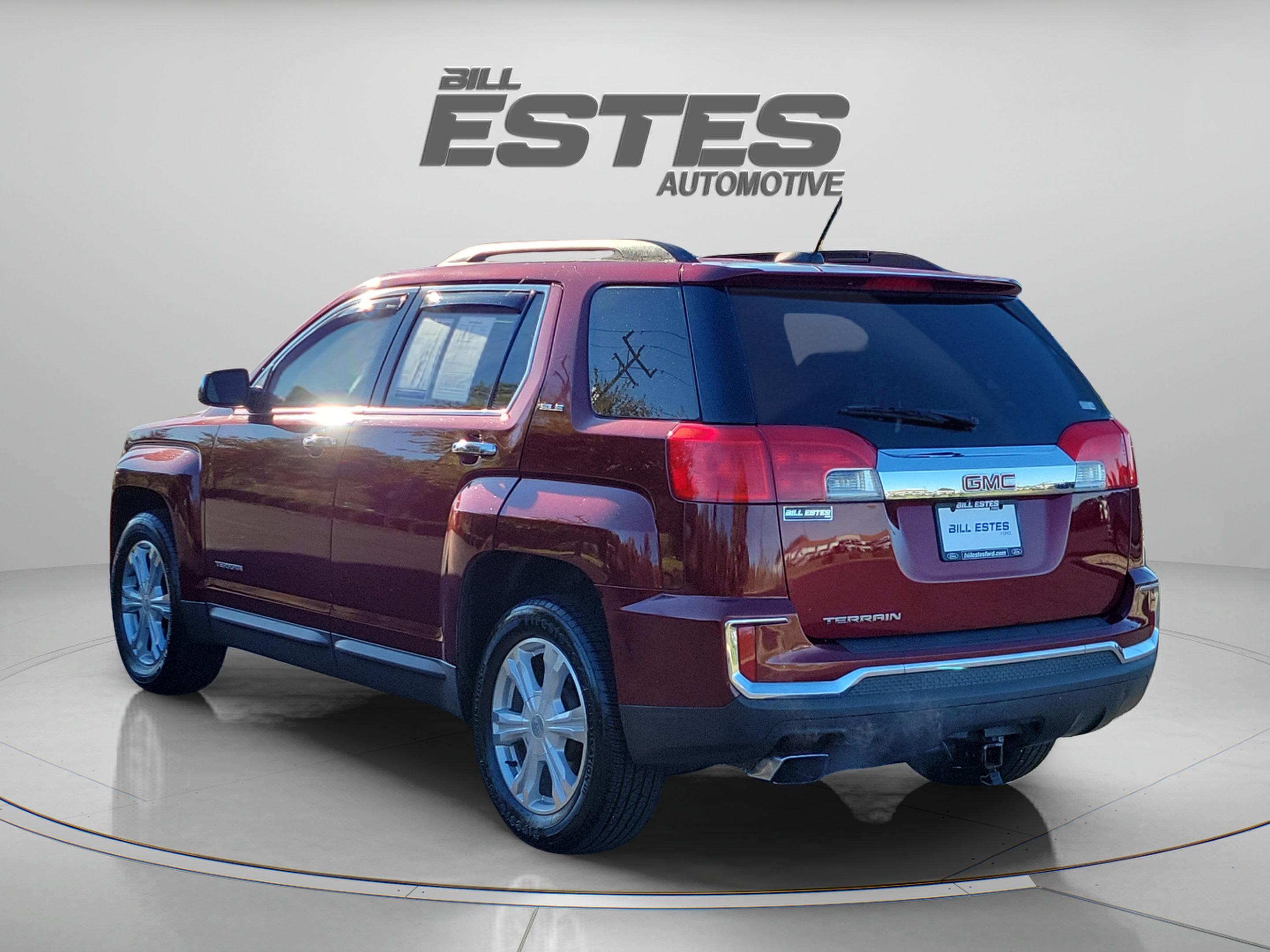 Used 2016 GMC Terrain SLE w/ Chrome Edition FWD image 2