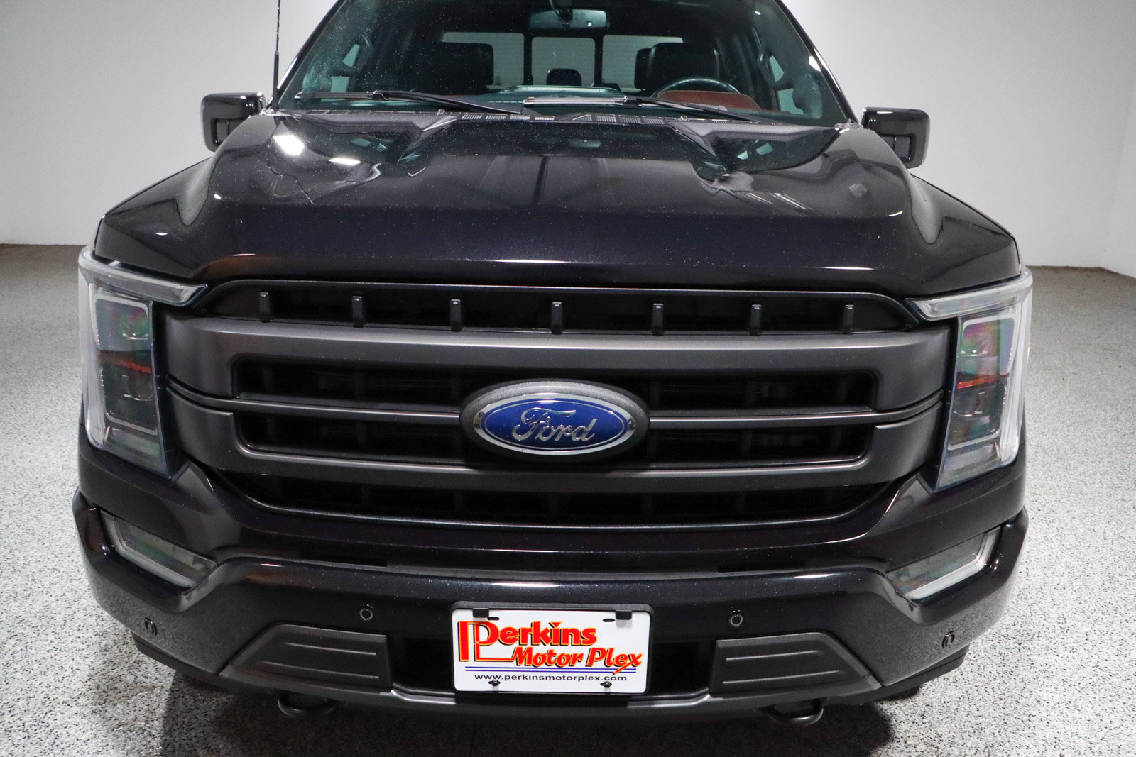 Used 2023 Ford F150 Lariat w/ Equipment Group 502A High AWD/4WD image 4