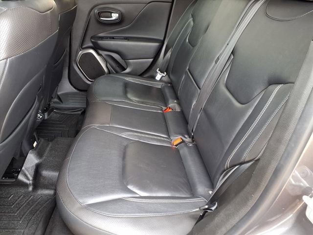 Used 2018 Jeep Renegade Limited FWD image 7