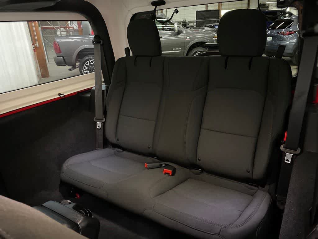 Used 2021 Jeep Wrangler Sport AWD/4WD image 15
