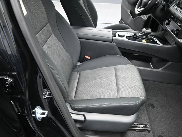 New 2026 Nissan Rogue SV image 33