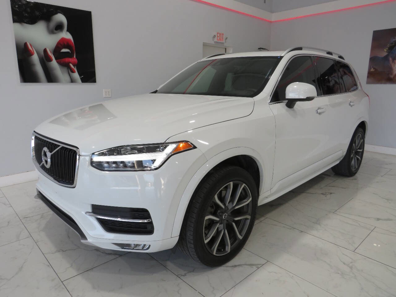 Used 2019 Volvo XC90 T6 Momentum w/ Protection Package Premier image 8