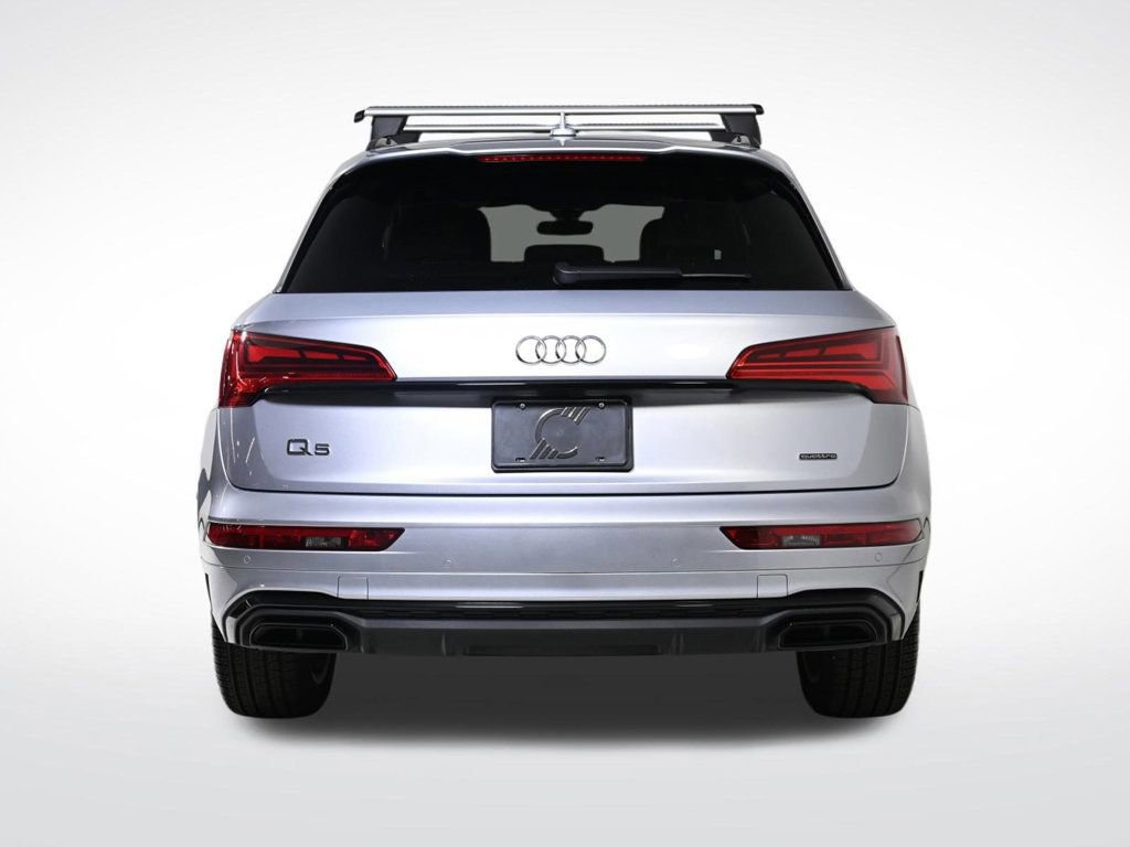 Certified 2025 Audi Q5 2.0T Premium w/ Convenience Plus Package image 4