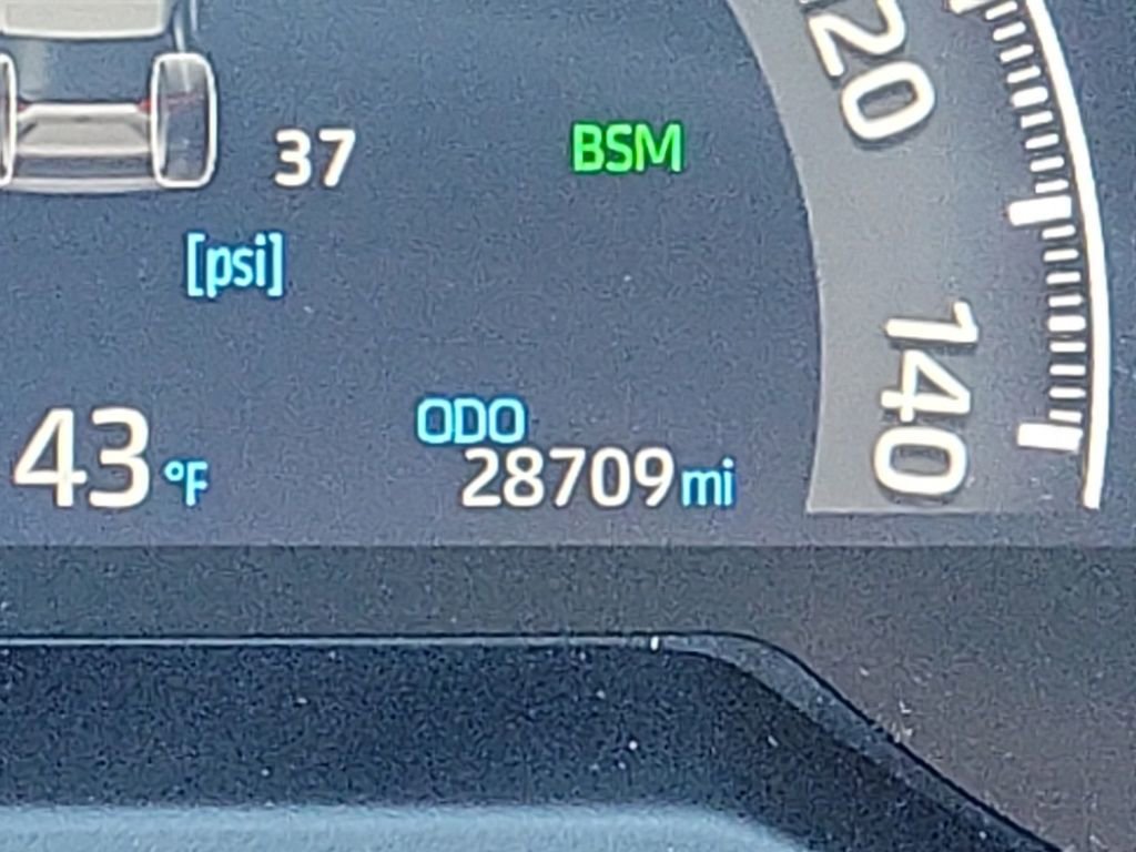 Used 2023 Toyota RAV4 XLE image 26