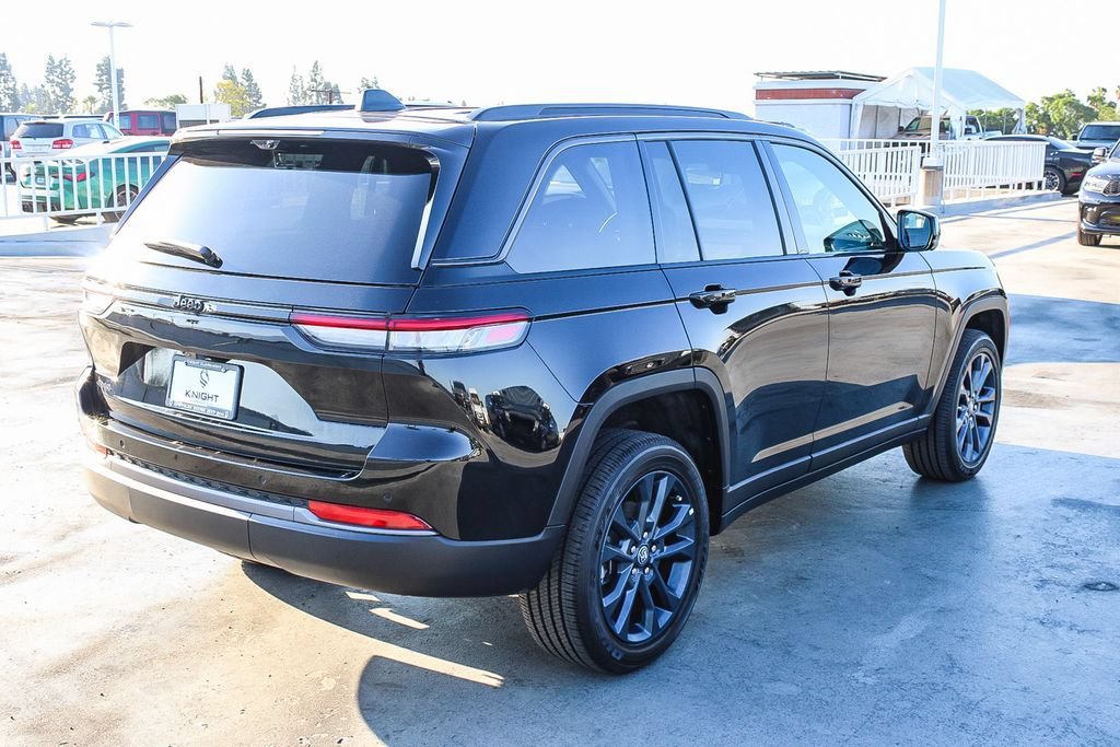 New 2026 Jeep Grand Cherokee Limited AWD/4WD image 9