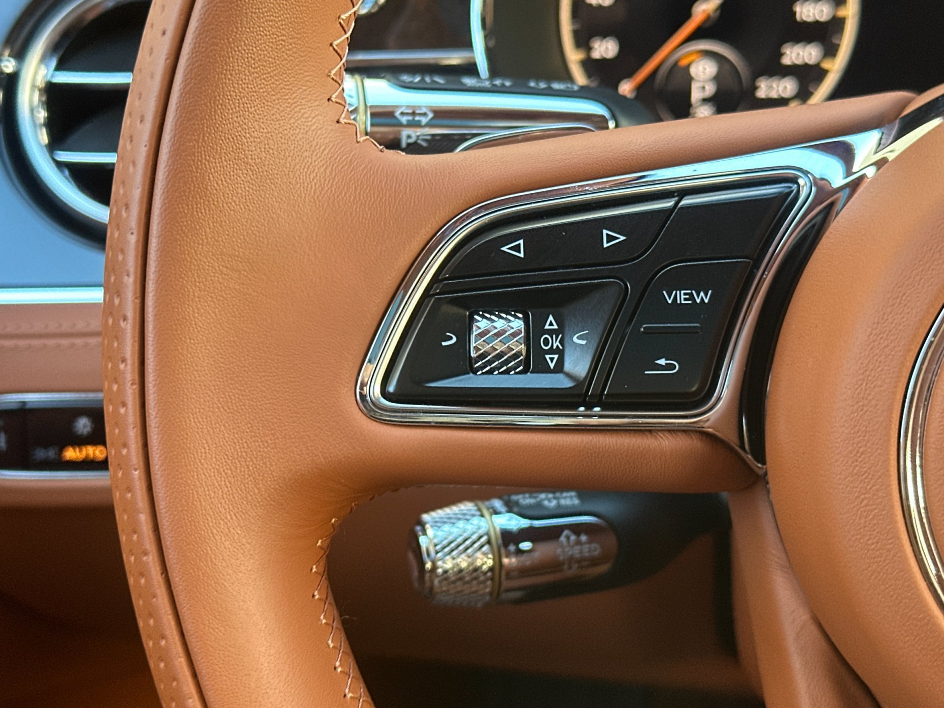 Certified 2023 Bentley Flying Spur Azure AWD/4WD image 27