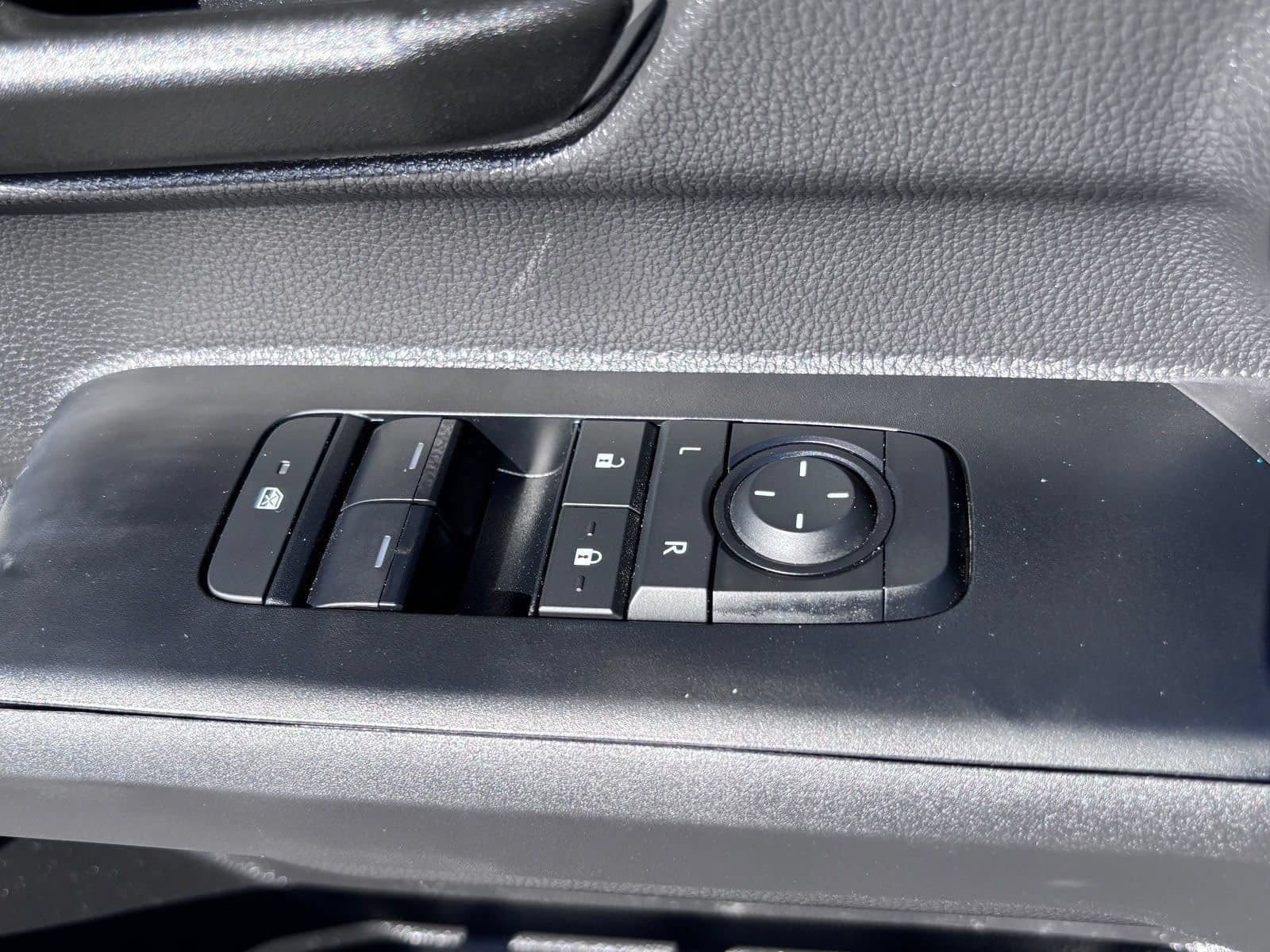 Used 2026 Toyota Tacoma SR RWD image 19