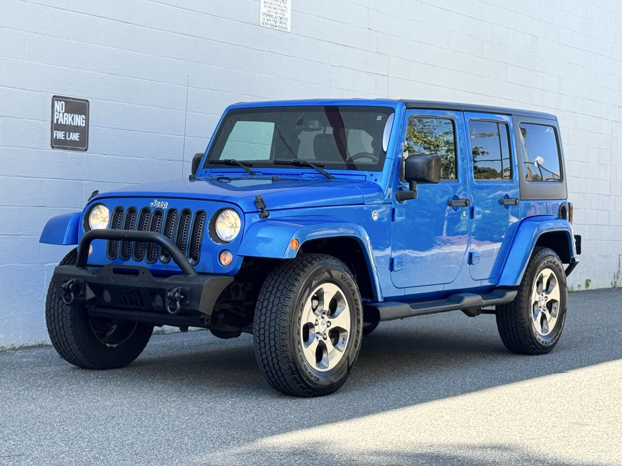 Used 2016 Jeep Wrangler Unlimited Sahara w/ Dual Top Group image 2