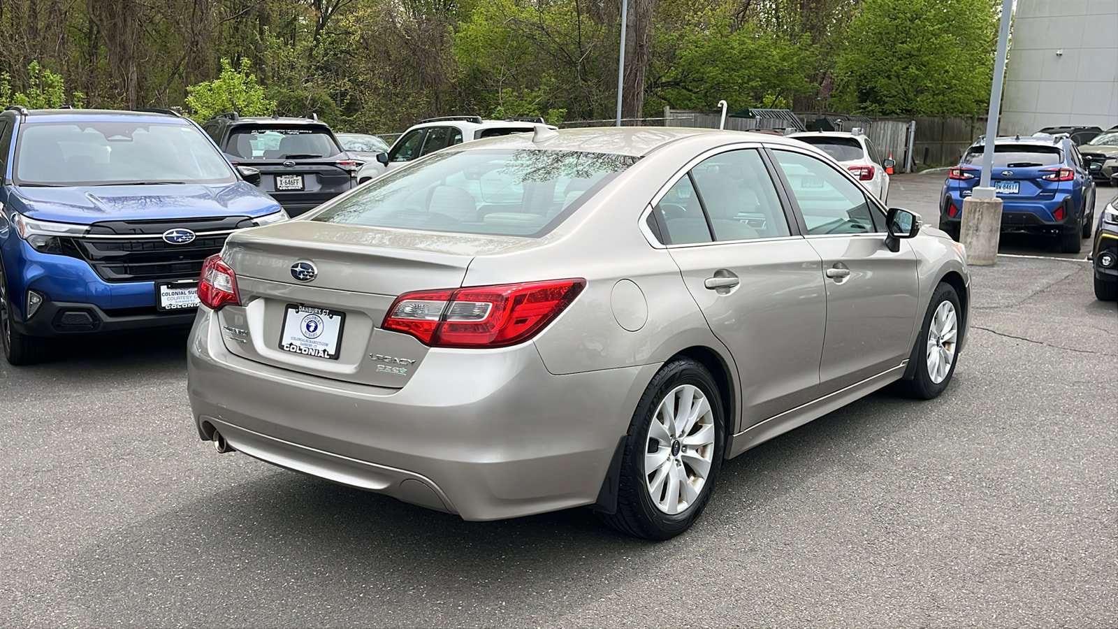 Used 2016 Subaru Legacy 2.5i Premium AWD/4WD image 5