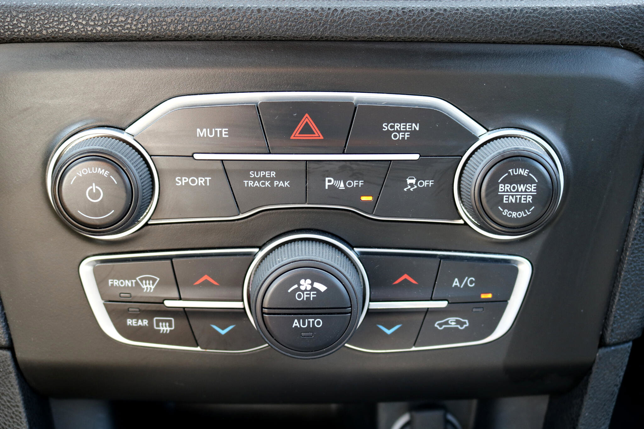 Used 2021 Dodge Charger R/T image 34