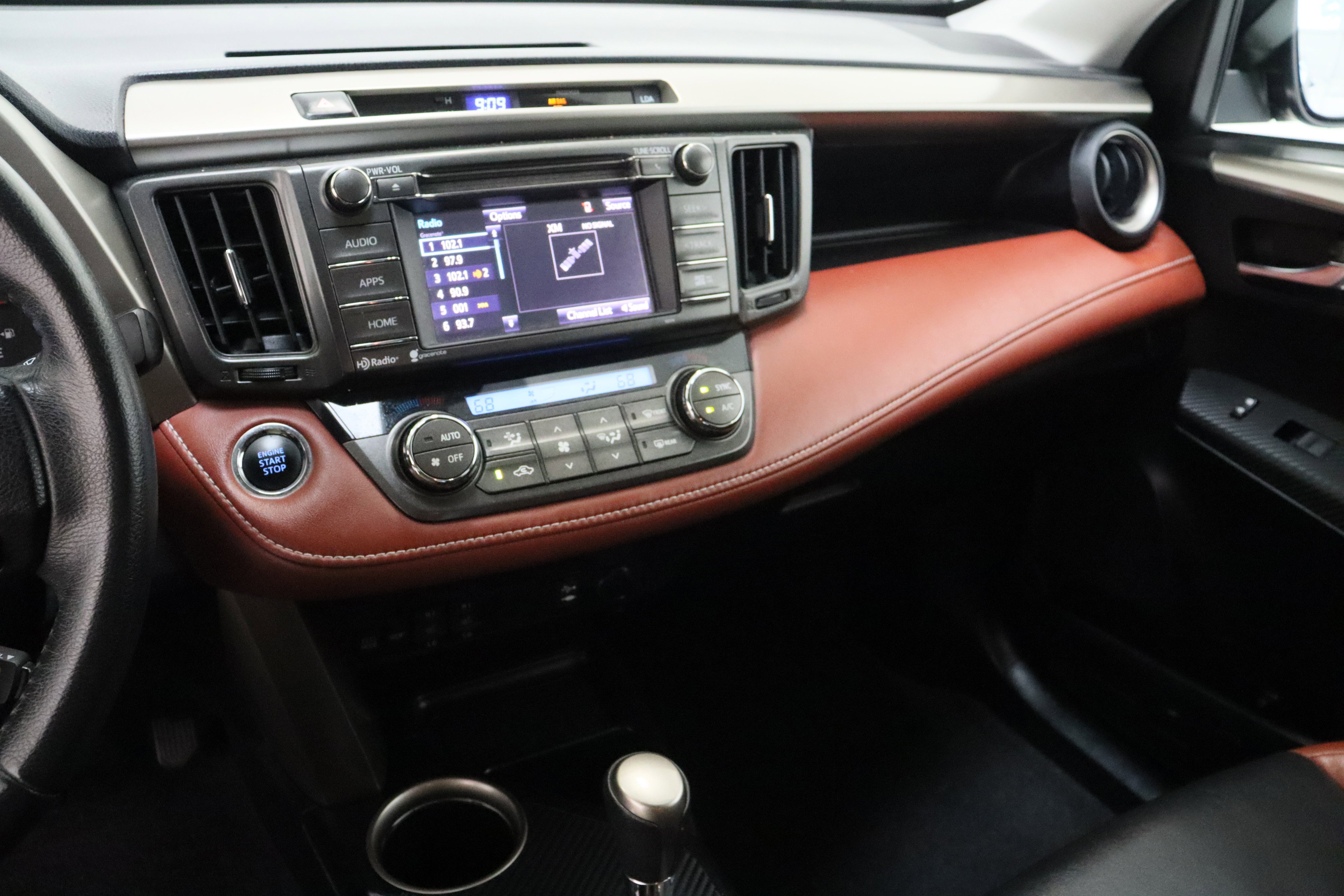 Used 2015 Toyota RAV4 Limited w/ Technology Package FWD image 16