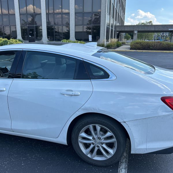 Used 2018 Chevrolet Malibu LT image 4
