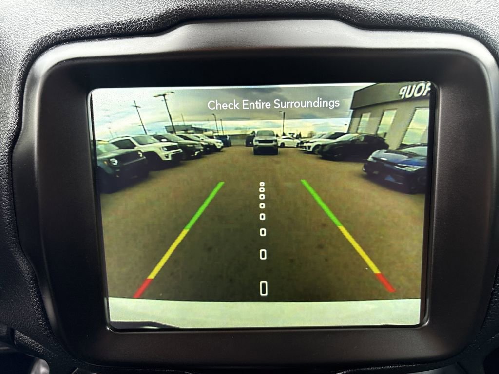 Used 2023 Jeep Renegade Trailhawk image 19