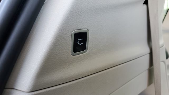 Certified 2024 Chrysler Pacifica Touring-L image 29