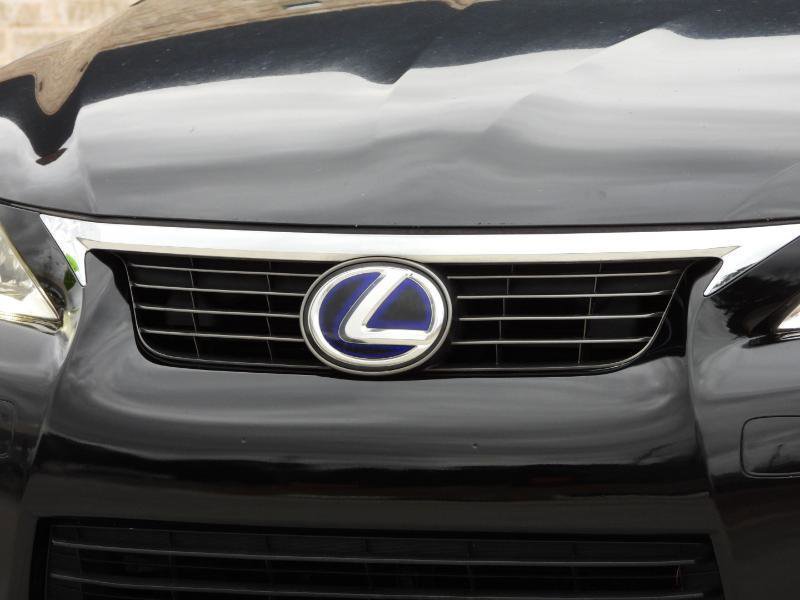 Used 2013 Lexus CT 200h w/ Premium Pkg w/Backup Camera image 4