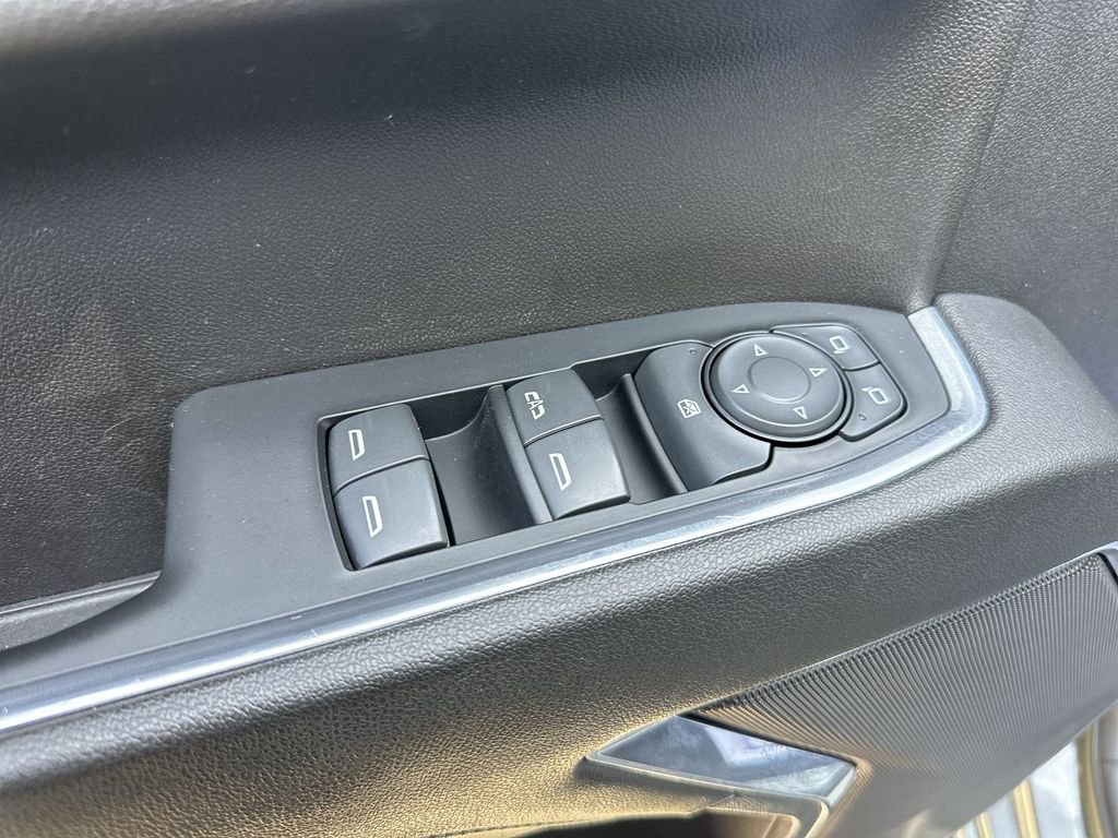 Used 2023 GMC Sierra 1500 Elevation image 13