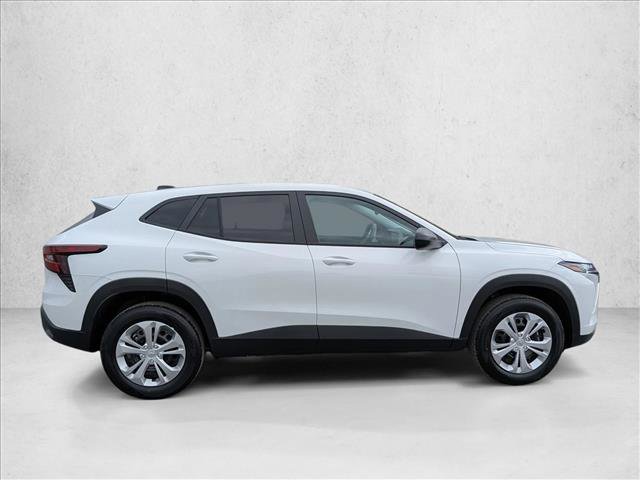 New 2026 Chevrolet Trax LS w/ Driver Confidence Package FWD image 4