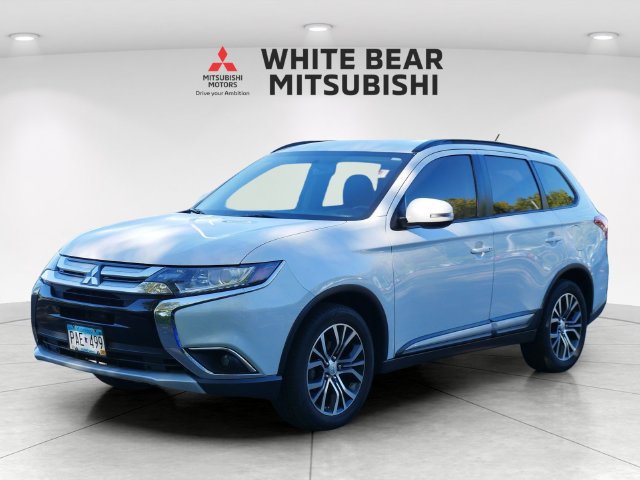 Used 2016 Mitsubishi Outlander SEL AWD/4WD image 2