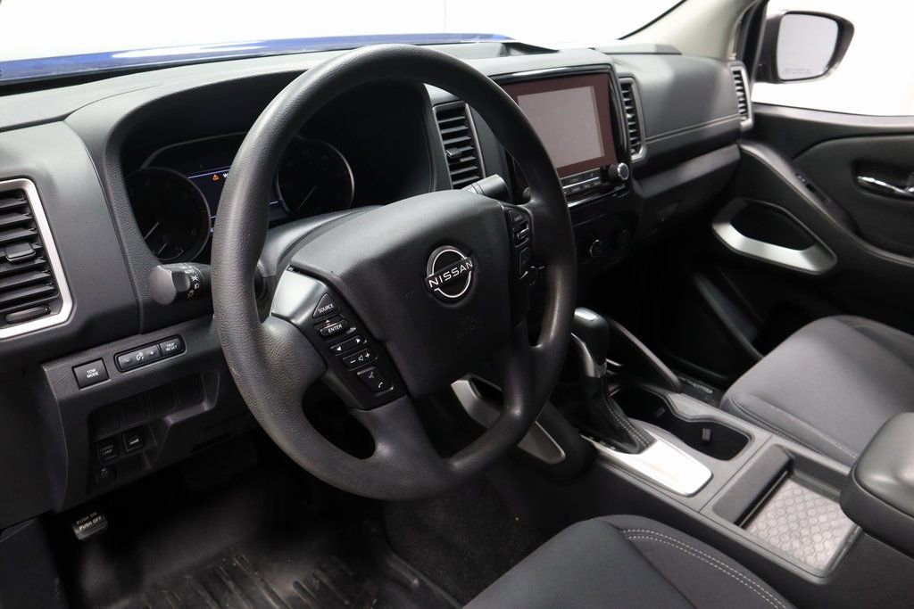 Certified 2022 Nissan Frontier SV AWD/4WD image 25