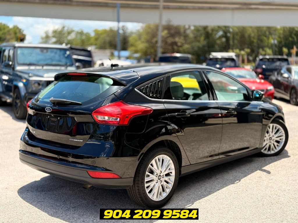 Used 2017 Ford Focus Titanium FWD image 7