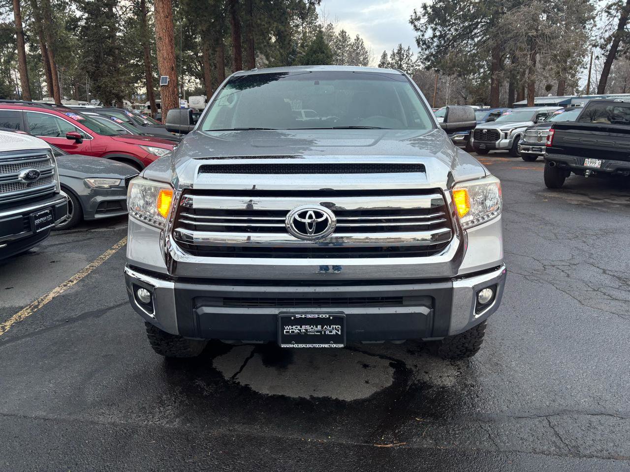 Used 2016 Toyota Tundra SR5 w/ TRD Off Road Package image 7