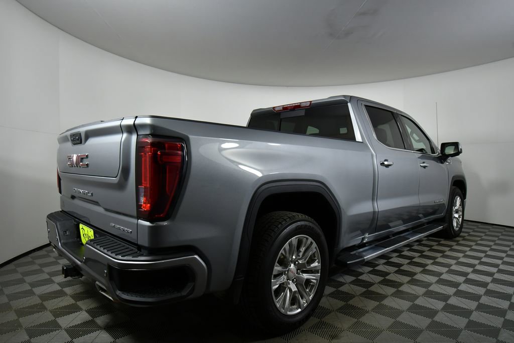 Used 2025 GMC Sierra 1500 Denali w/ Technology Package AWD/4WD image 11