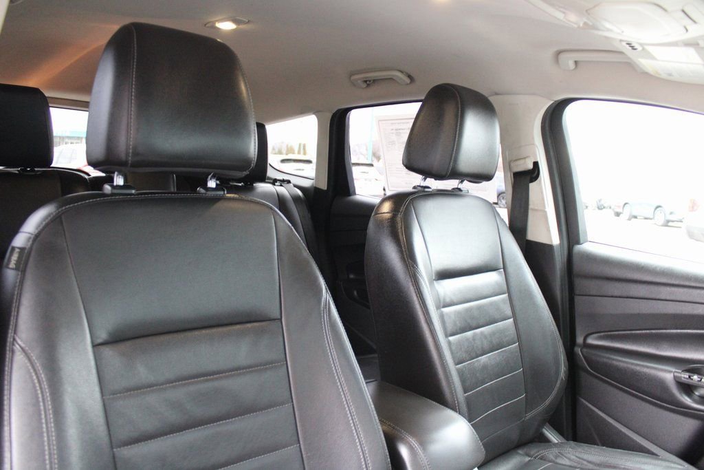 Used 2013 Ford Escape SEL image 19