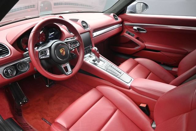 Used 2023 Porsche 718 Cayman GTS RWD image 15