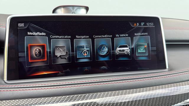 Used 2017 BMW X5 M image 18