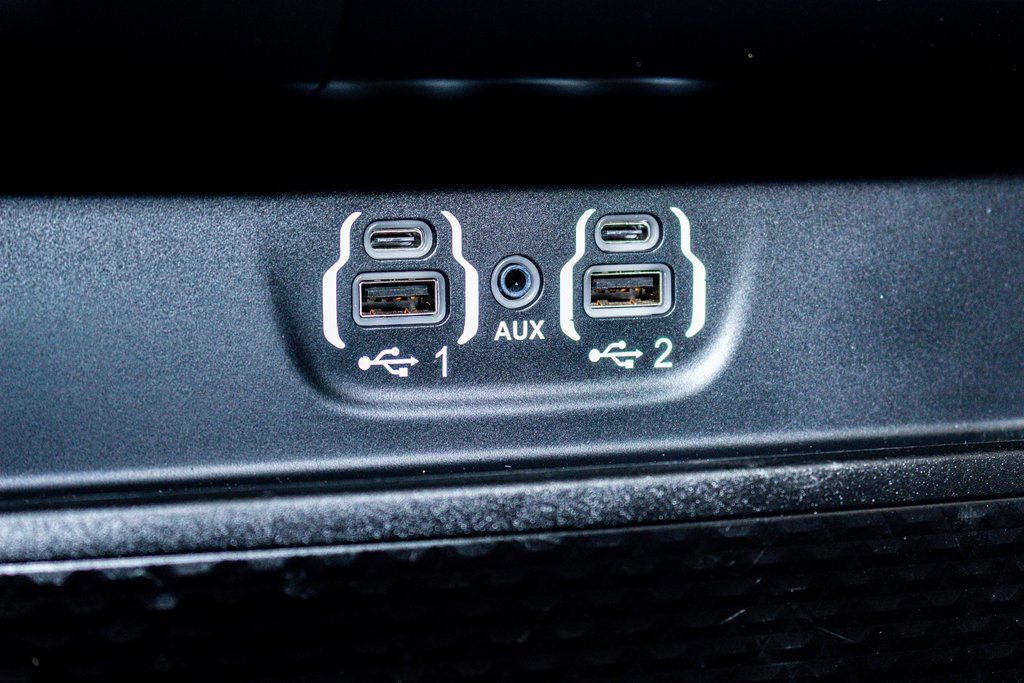 Used 2021 RAM 3500 Laramie image 16