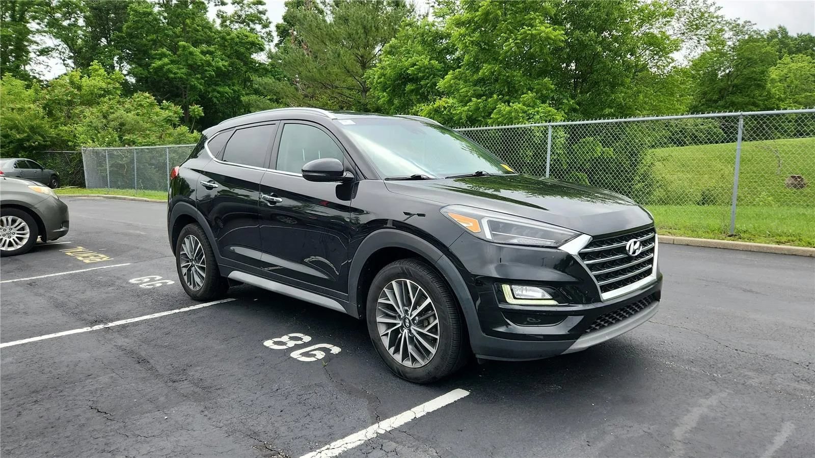 Used 2021 Hyundai Tucson Limited w/ Cargo Package AWD/4WD image 2