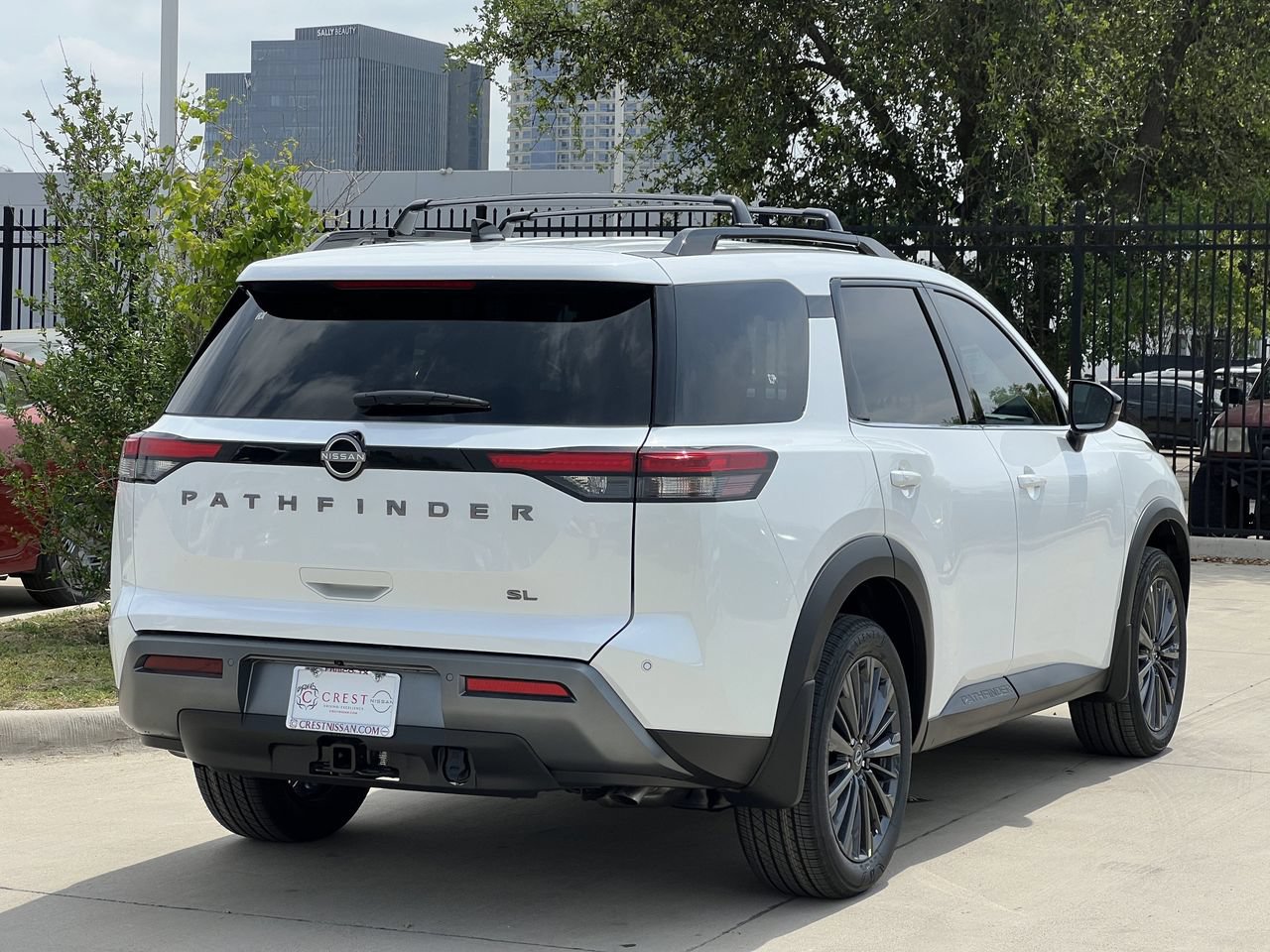 New 2026 Nissan Pathfinder SL w/ SL Premium Package FWD image 4