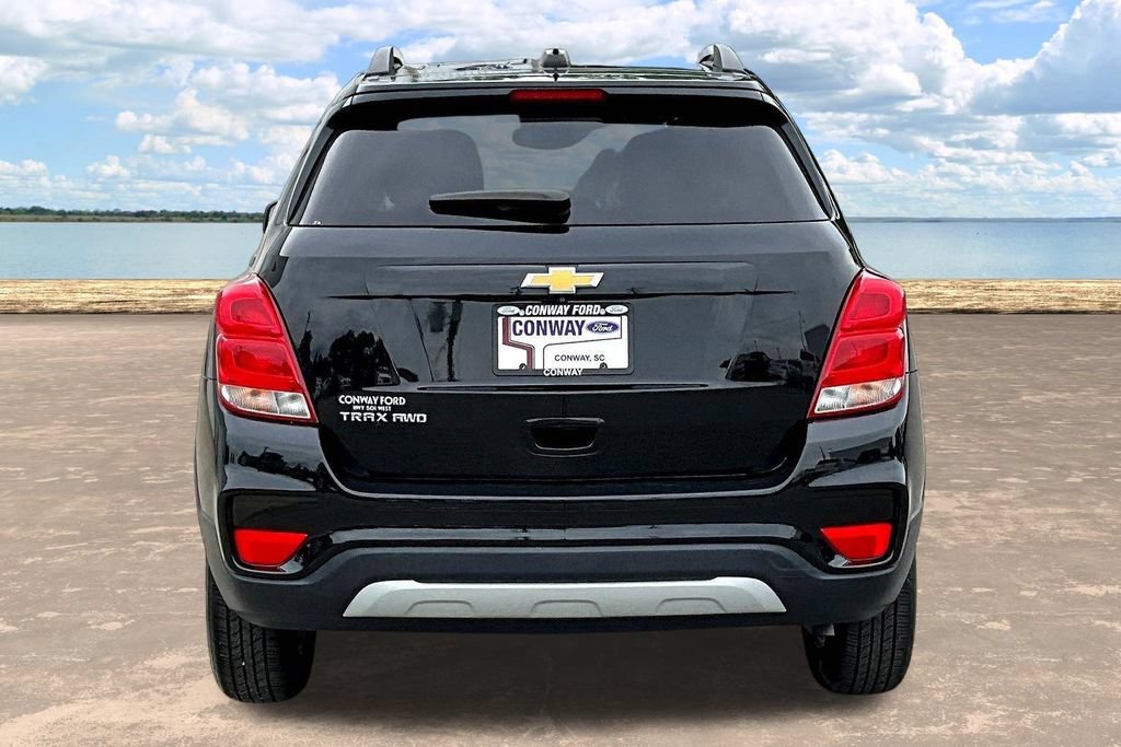 Used 2022 Chevrolet Trax LT w/ LT Convenience Package AWD/4WD image 7