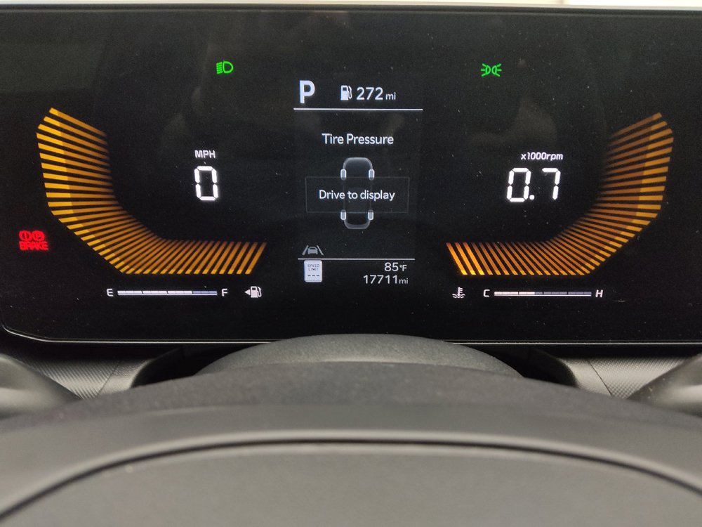 Used 2025 Kia K4 FWD image 23