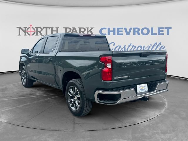 Used 2025 Chevrolet Silverado 1500 LT RWD image 5