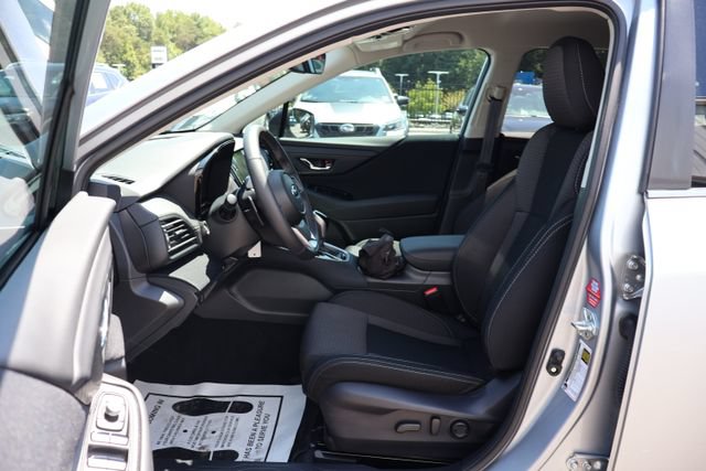 Certified 2025 Subaru Outback Premium AWD/4WD image 17