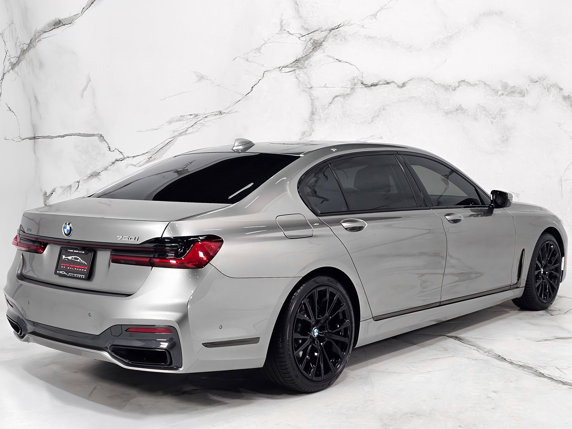 Used 2022 BMW 750i xDrive w/ Executive Package image 10