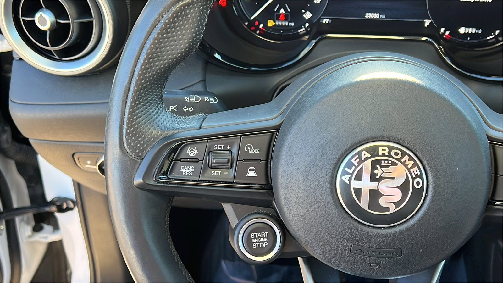 Used 2024 Alfa Romeo Tonale Sprint image 26